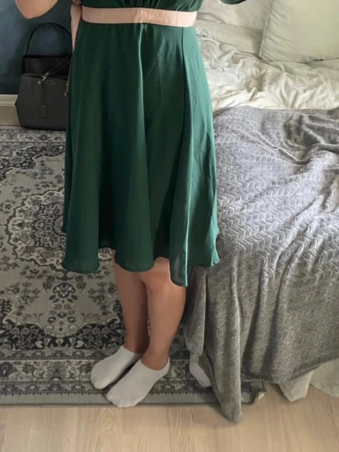 Grön omlottklänning med bälte - 1