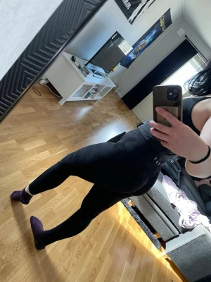 Relode Prime Scrunch - Säljer mina Prime Scrunch Camo Tights i färgen svart🖤