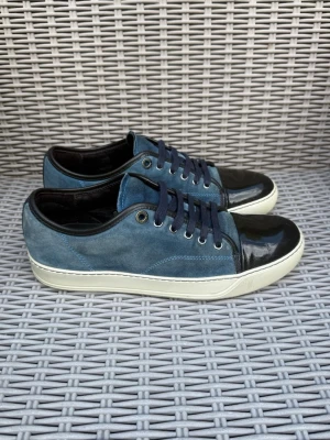 Lanvin Cap Toe - Lanvin Cap Toe || Storlek UK6 EU40 (passar något större) || Skorna är i bra skick || Tveka inte på att höra av dig vid frågor eller funderingar 