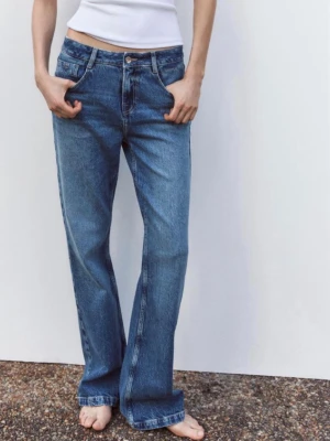 Bootcut jeans  - Supersnygga bootcut jeans i en snygg tvätt inga defekter 