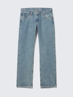 weekday arrow jeans  - blåa jeans från weekday, modellen arrow low waist straight. storlek W27 L30. tecken på användning. skriv vid intresse eller frågor 💕