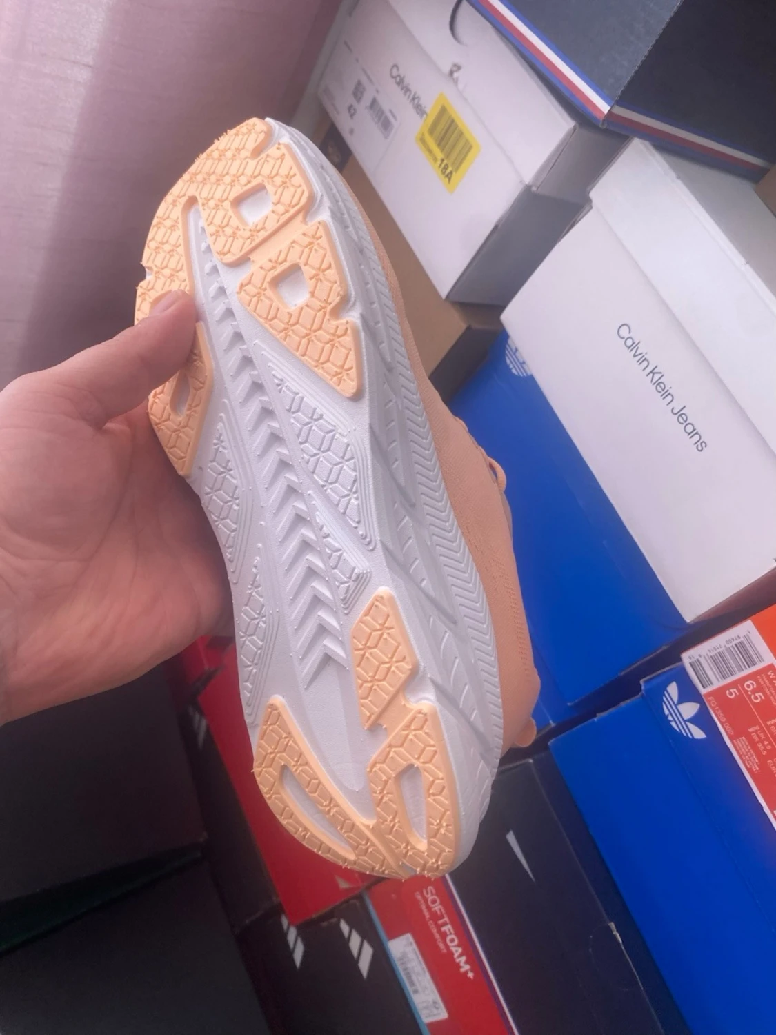 Persikofärgade sneakers stormberg - 5