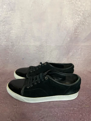 Lanvin skor - Mycket fint skick | Size UK 10 = 44| fraktar inom 24 timmar | för att köpa klicka ”köp nu” | vid frågor eller funderingar är det bara att skicka ett meddelande | följare får bättre rabatter🙌