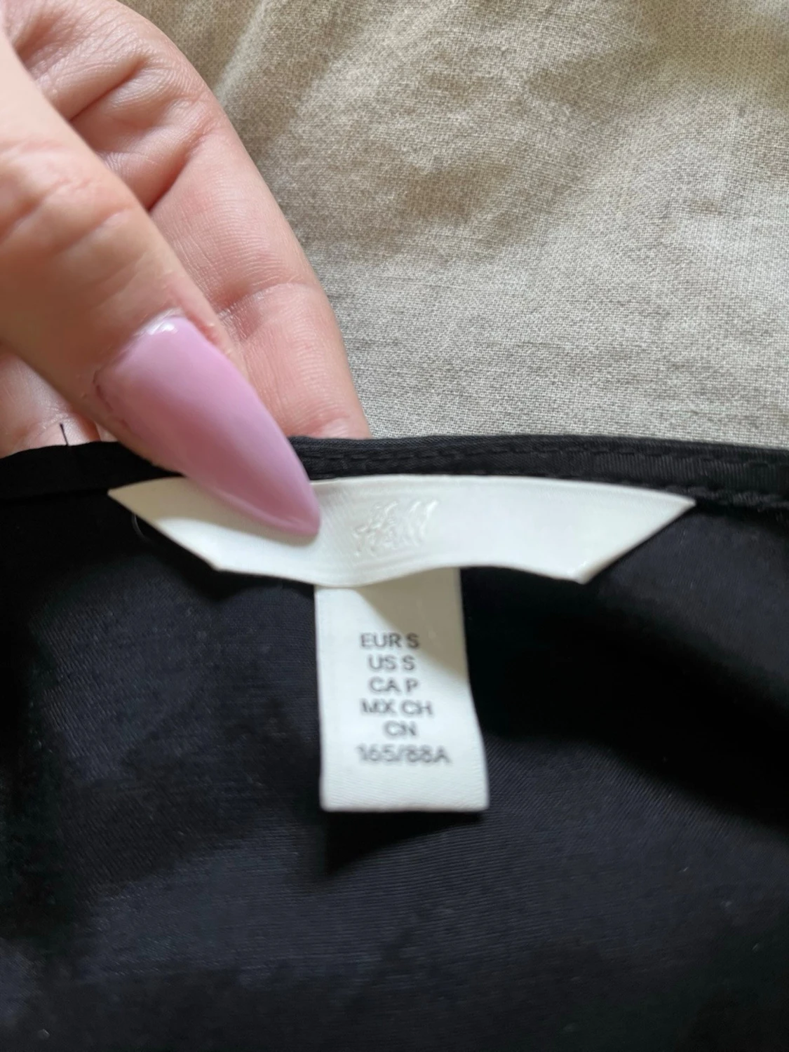 Svart omlottklänning från H&M - 3
