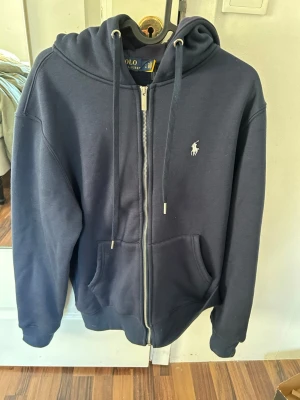 Ralph Lauren hoddie zip - Mycket fint skick storlek M. 