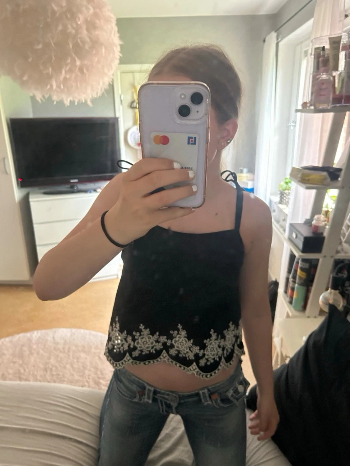 Svart croppad linnetopp med spets - 1