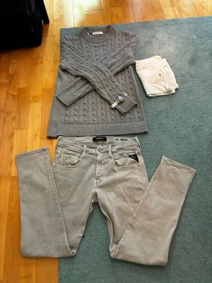 Ljusgrå Replay Anbass - Replay Anbass Jeans i storlek 29.