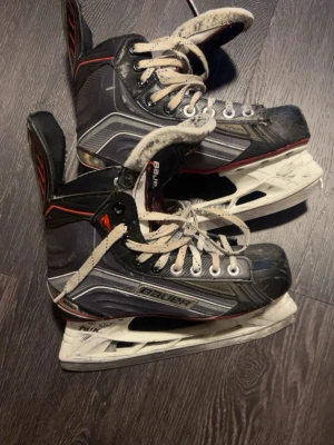 Bauer Ishockeyskridskor - Bauer ishockeyskridskor, storlek 37.5