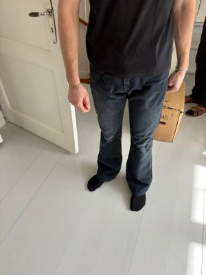 Levis 525 Bootcut - Extremt sällsynta Levis 525 Bootcut. Mått: 39 midja 107 längd 24.5 öppning.
