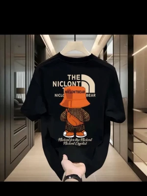 Svart t-shirt med björntryck Niclontbear - Alla storlekar finns 