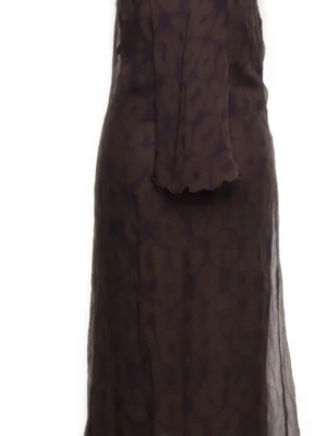 WHYRED Dries Solid jacka 38 - Svart, stilren och tidlös jacka från WHYRED med knyt i midjan som ger snygg silhuett. Hög krage och lätt vadderad i dun – perfekt till höst/vinter.  Storlek 38. Fint skick, använd ett par gånger.  Nypris betydligt högre.  700 kr (kan diskuteras vid snabb affär).