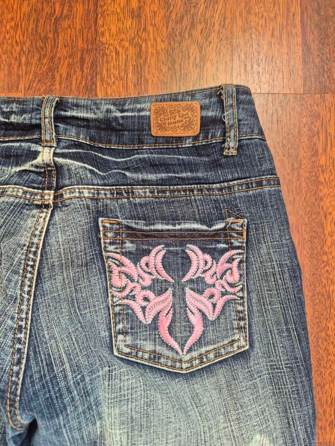 Blå bootcut jeans med broderi - 4