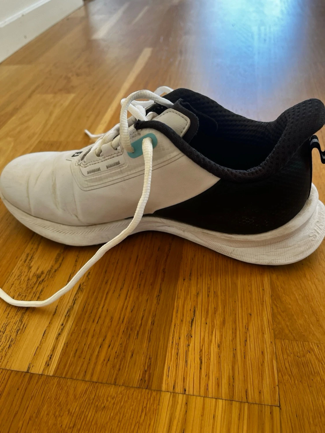 Vita FootJoy sneakers med blå detaljer - 4
