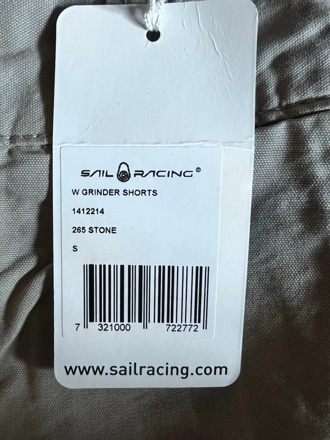 Beige cargo shorts från Sail Racing - 5