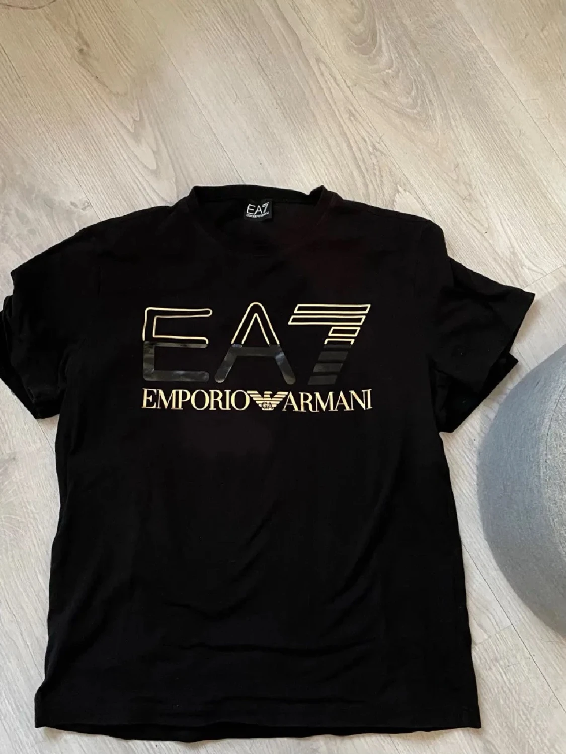 EA7 tshirt 