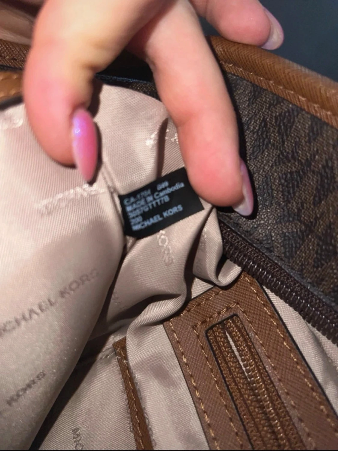 Michael Kors brun handväska - 4