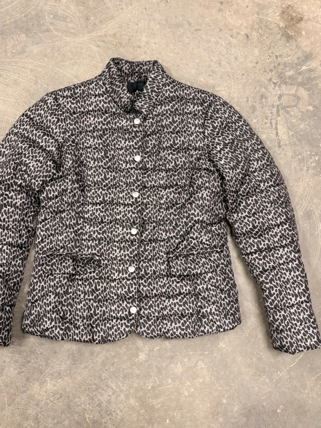 Leopardmönstad vårjacka