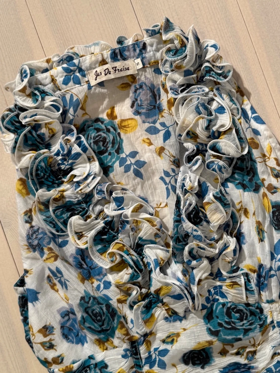 Blommigt linne med volanger  - 3