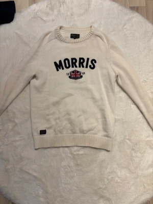 Vit stickad tröja från Morris - Bra skick