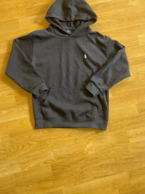 Hoodie - O