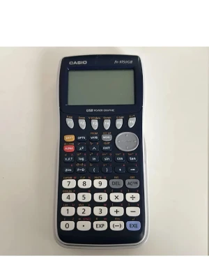 Casio FX-9750GII grafritande miniräknare - Grafritande miniräknare Casio FX-9750GII med stor LCD-skärm och många funktioner för matematik och naturvetenskap. Färg: mörkblå och vit. Plastmaterial med skyddande lock. Perfekt för gymnasiet och högskolestudier.