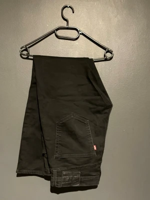 Levi’s 512 Jeans - Märke: Levi’s | Model: 512 | Storlek: W36 L32 | Skick: 10/10