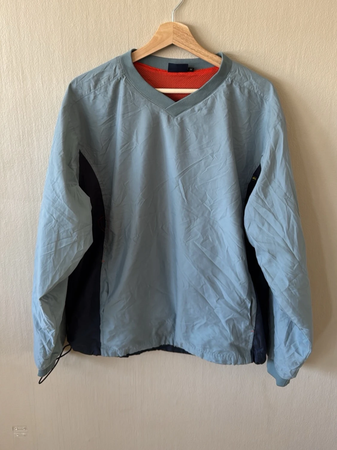 Ljusblå vindjacka från Quiksilver