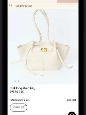 Vit Gina väska  - Söker!!! Kan tänka mig betala runt 400-500!!🥰