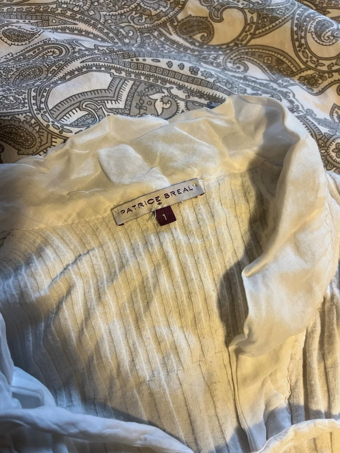 Vit ribbad omlottopp med knyt - 4