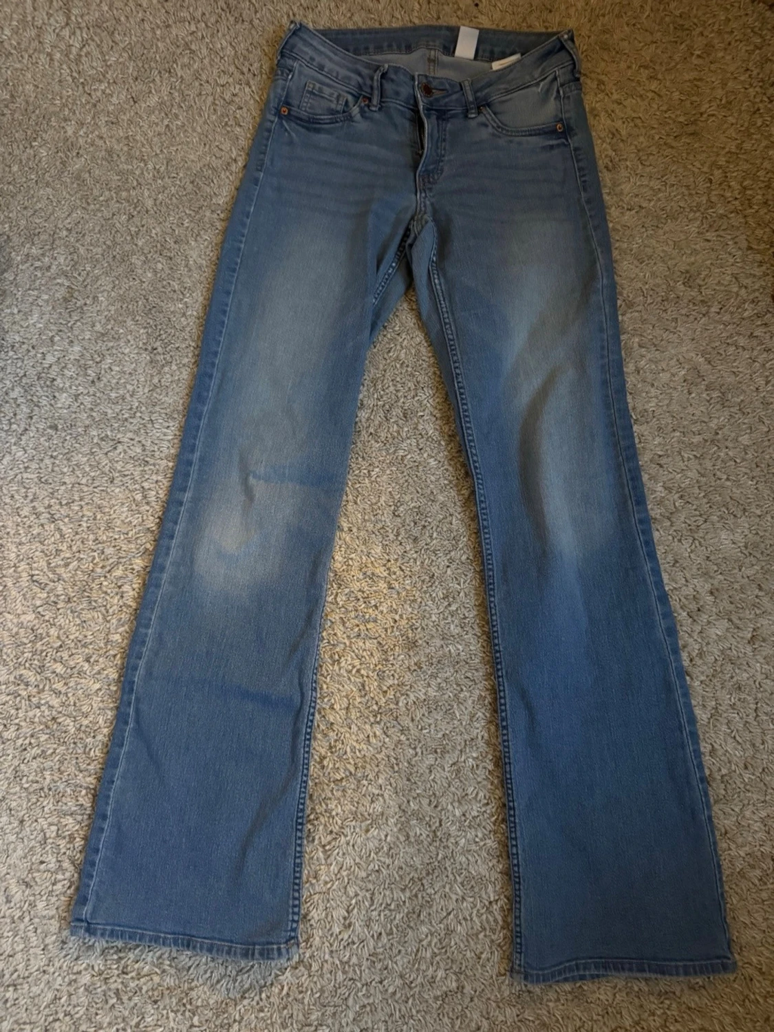 Bootcut jeans i ljusblå denim
