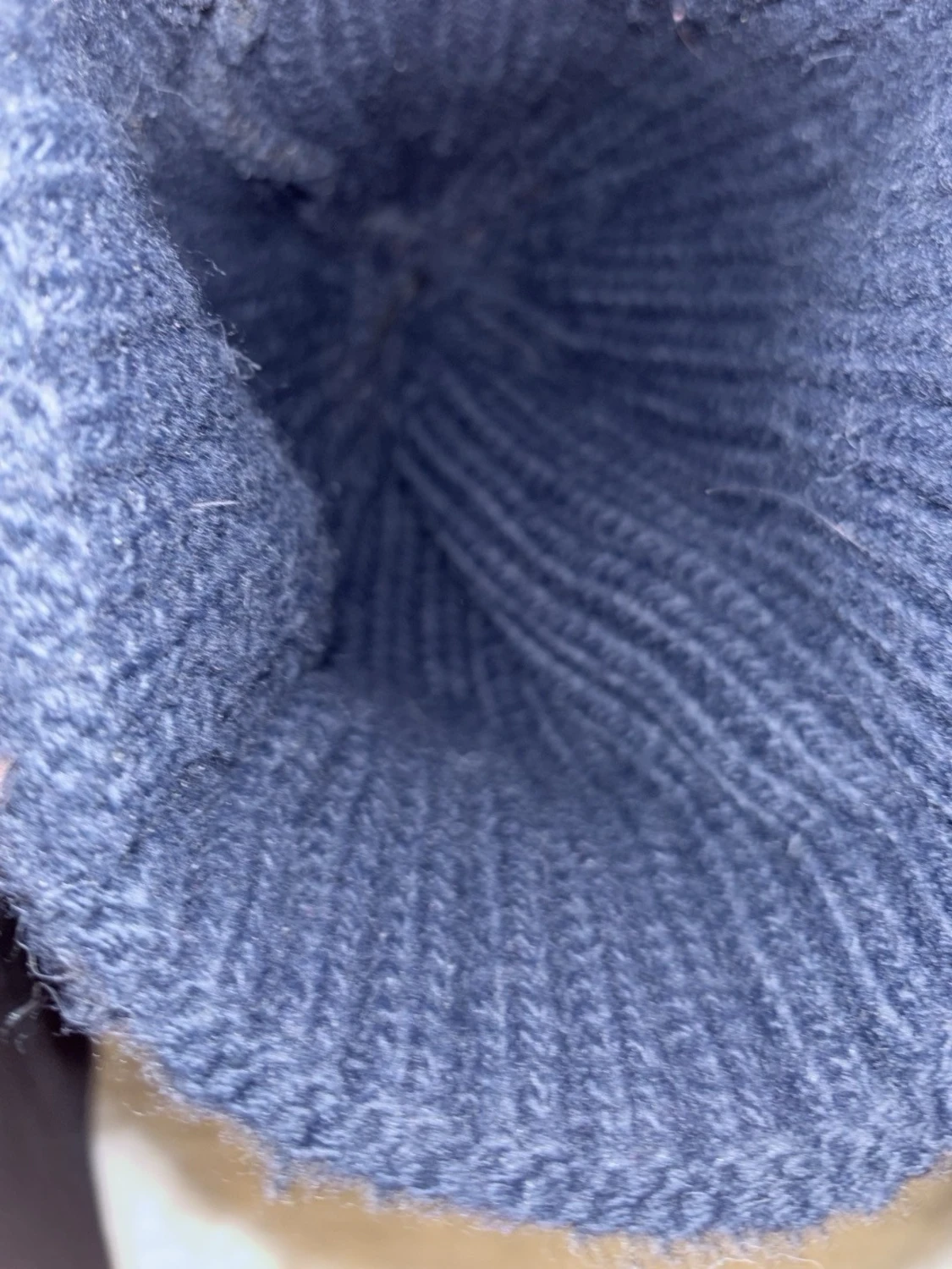 Svart ribbstickad mössa från Moncler - 3