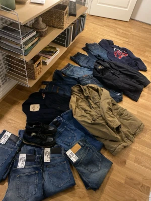 Olika plagg - Skriv det plagget ni önskae så fixar jag storlekar och flee bilder! Även pris