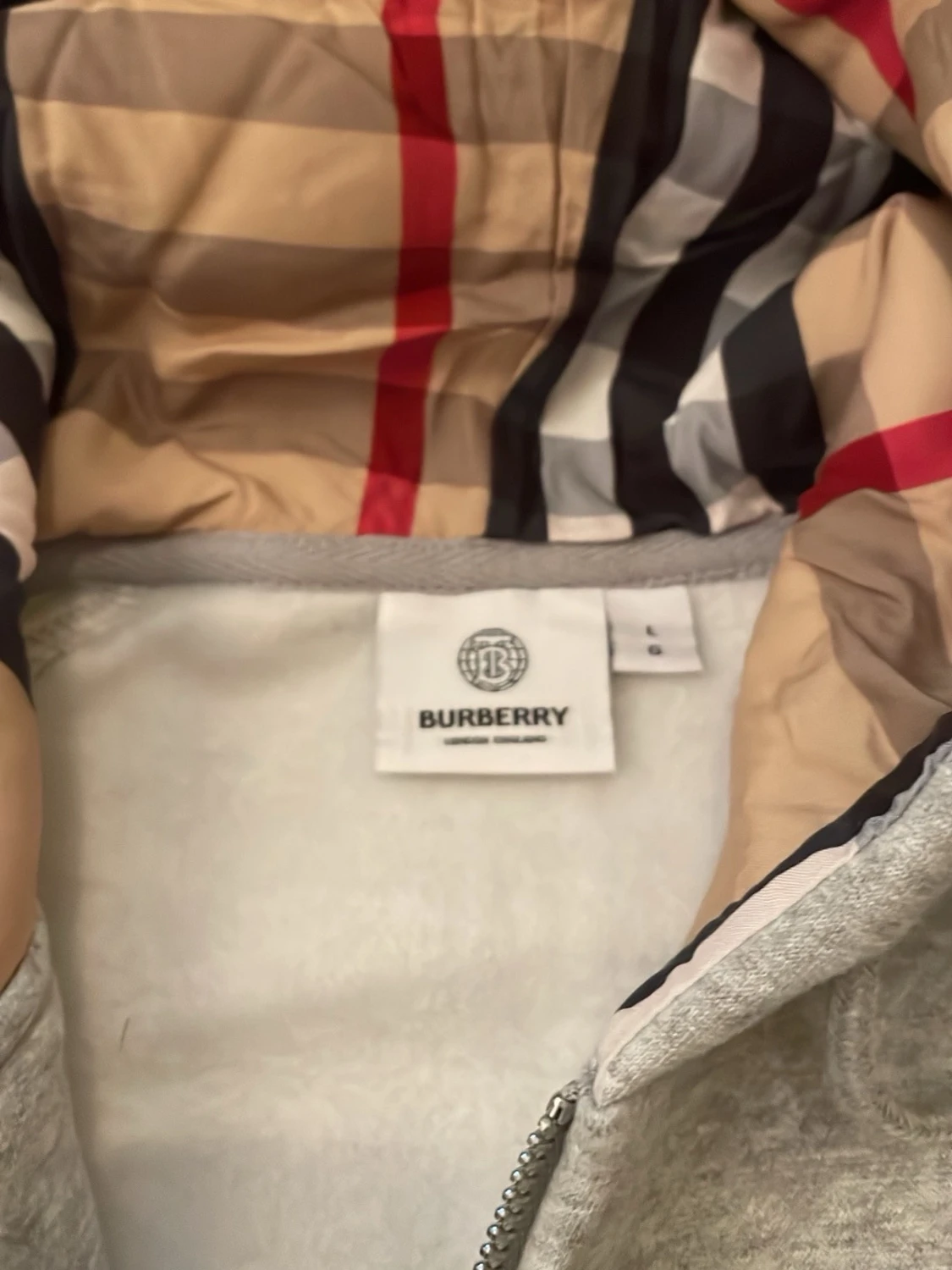 Grå hoodie med dragkedja från Burberry - 1