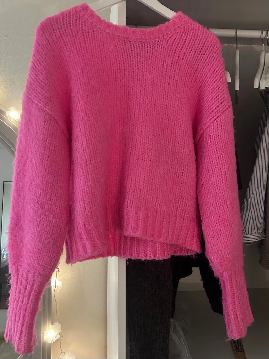 Neonrosa stickad tröja - 1
