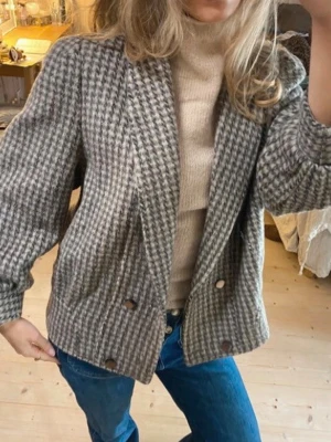 Rutig kappa - SÅÅ snygg i ull