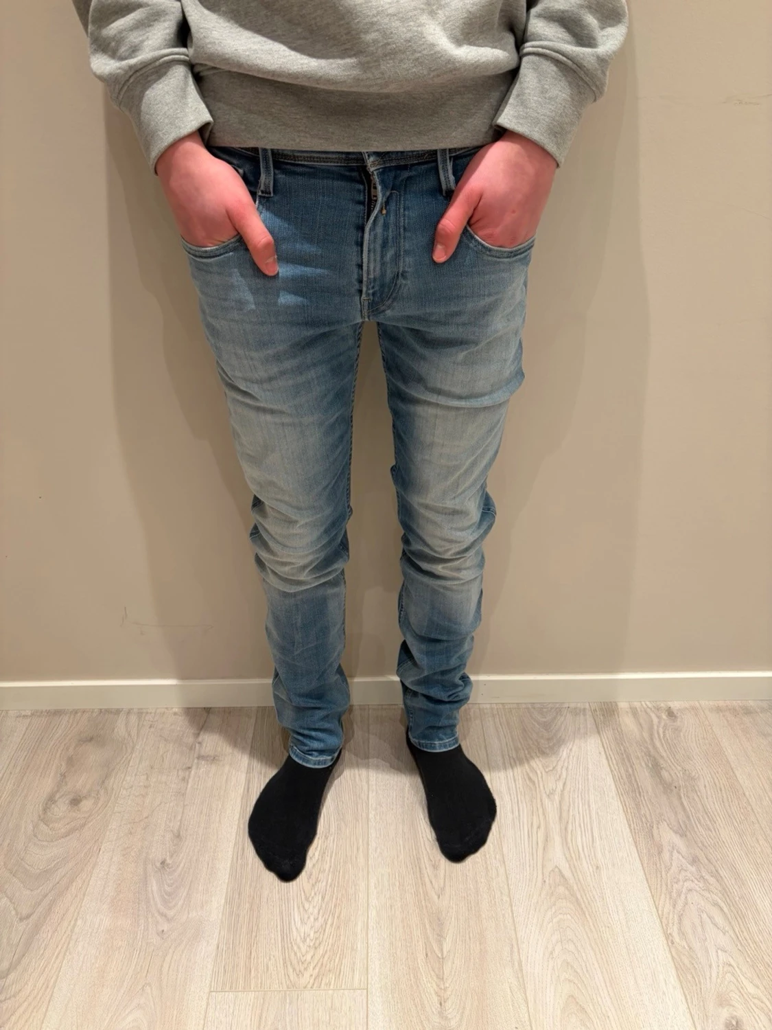 Ljusblå Replay jeans - W30
