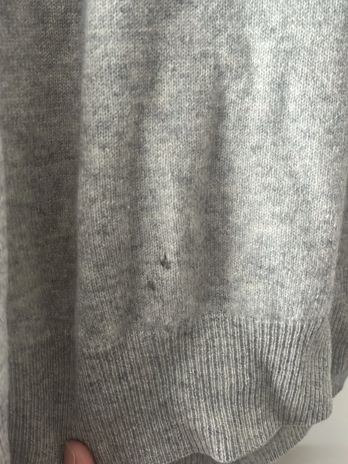 Ljusgrå hoodie med dragsko - 1