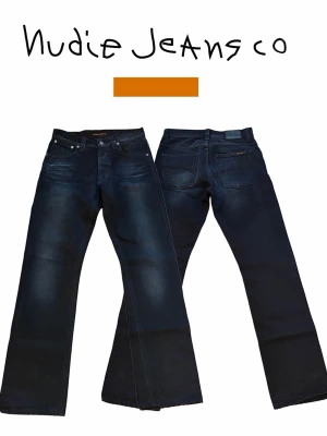 NUDIE AVRAGE JOE - Nudie Avrage Joe👖W30 L32📐Svart🎨Grymt skick✅Skriv vid minsta fundering🤝
