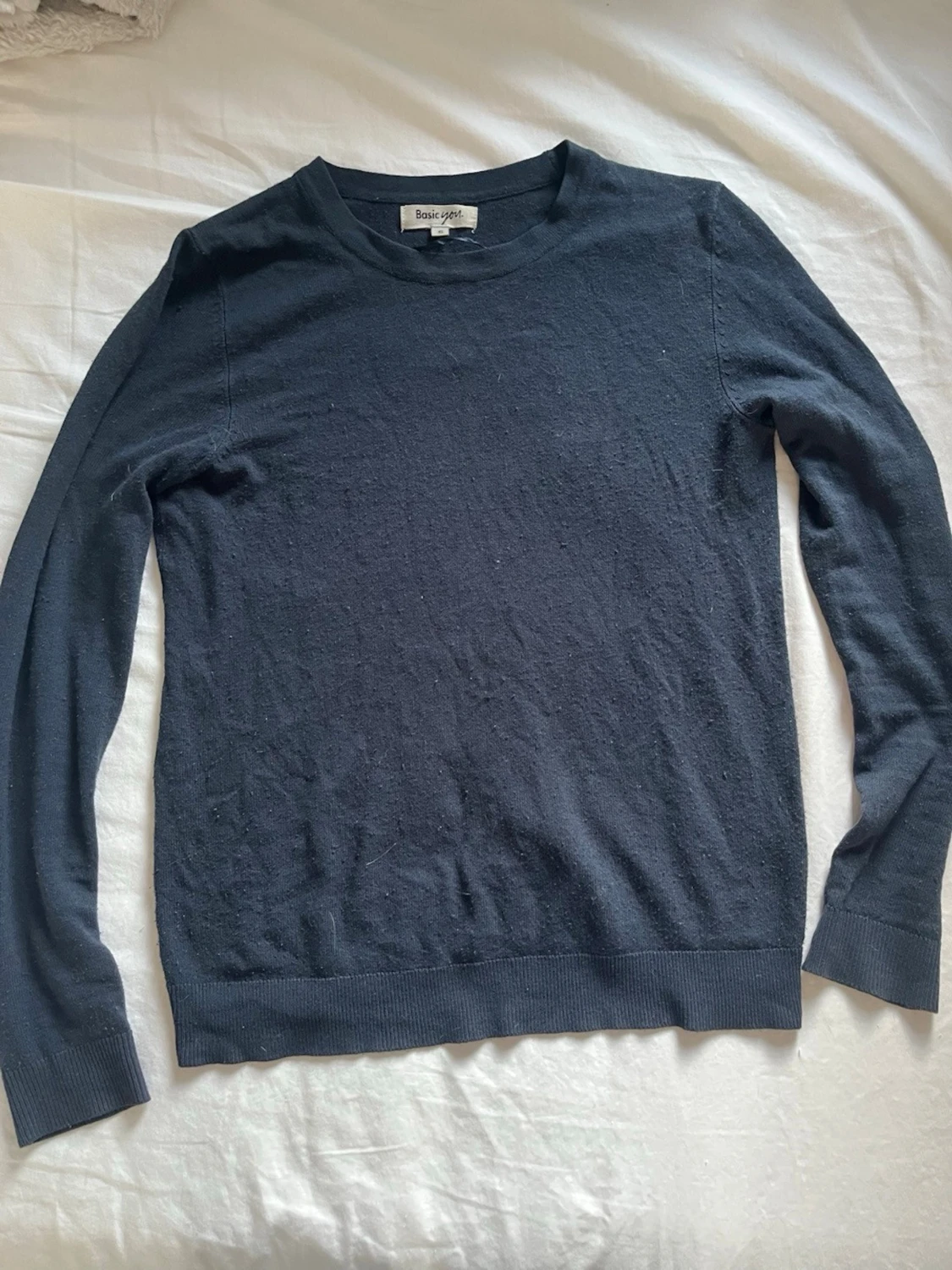 Svart basic tröja  - 4