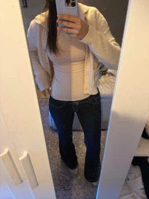 Mörkblå jeans - Ultra low waist jeans