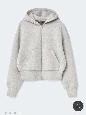 Grå Jack/kofta - Kofta som är lite tjockare material aldrig använt!