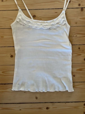 Vit intimissimi topp - Super gullig intimissimi topp i storlek s💕