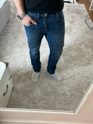 Tiger of Sweden jeans  - Tiger of Sweden Jeans Iggy | skick 9/10 | Storlek 33/34 | Pris - 399kr | Modellen är ca 181cm lång | Hör av dig vid minsta fråga eller fundering!!