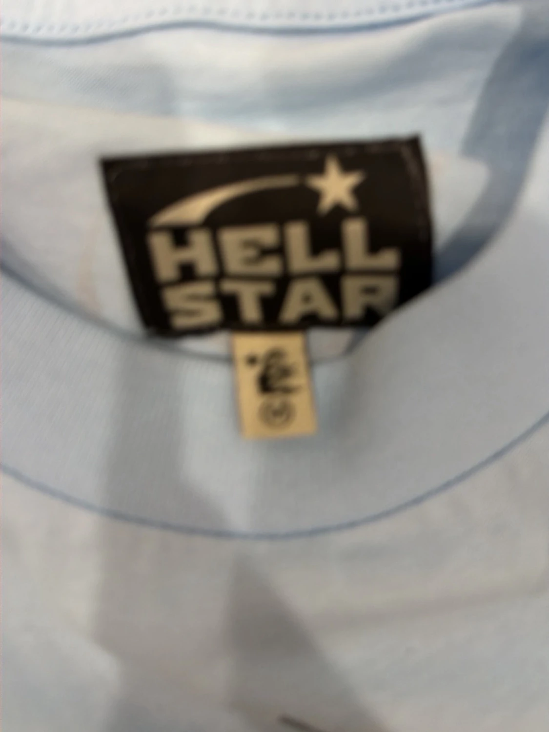 Ljusblå grafisk t-shirt från Hellstar - 1