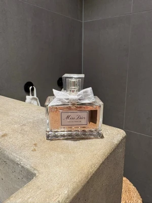 Miss Dior Eau de Parfum - Miss Dior Eau de Parfum från Dior