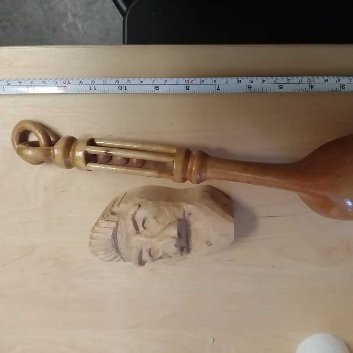 Stor handgjord träslev med snidad detalj /Båda 2 för 99 kr - 1