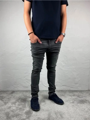 Replay jeans  - Ett par riktigt snygga jeans från Replay i storlek W33 L34 i modellen max 