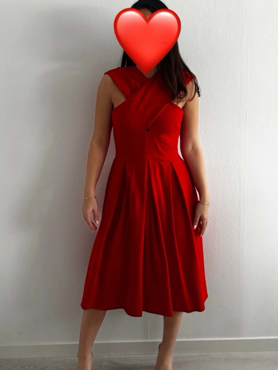 Röd omlottklänning med dragkedja