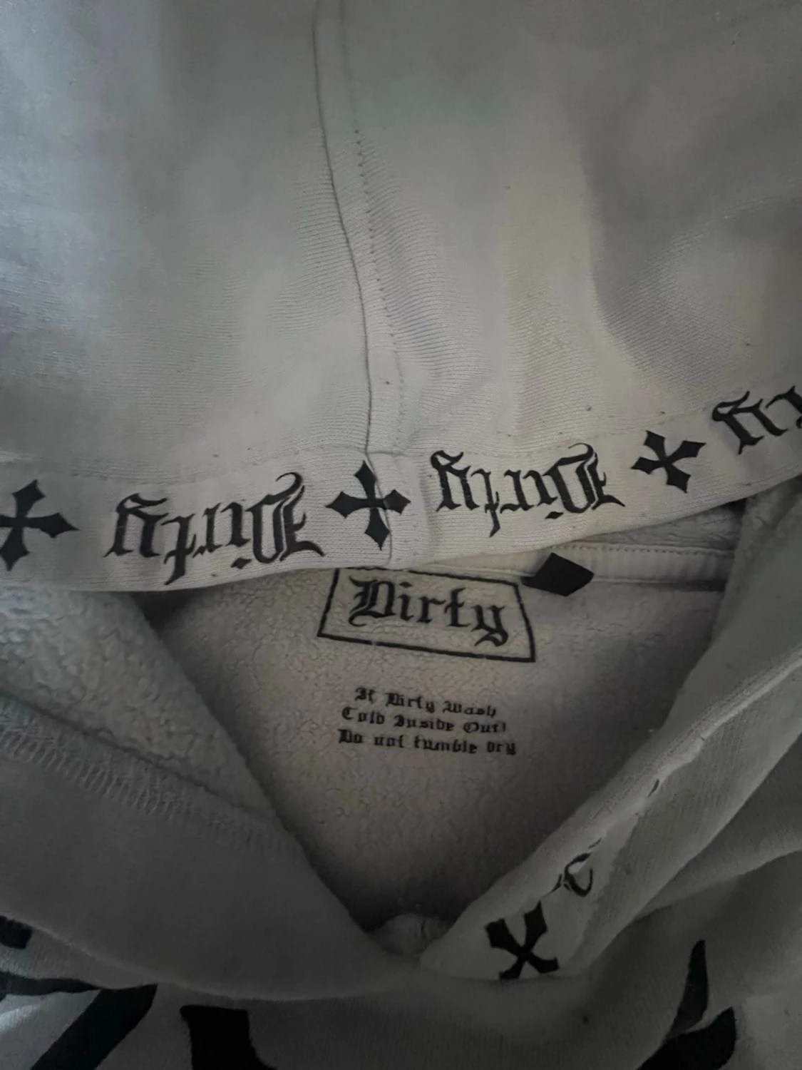 Beige hoodie från Dirty med tryck - 1