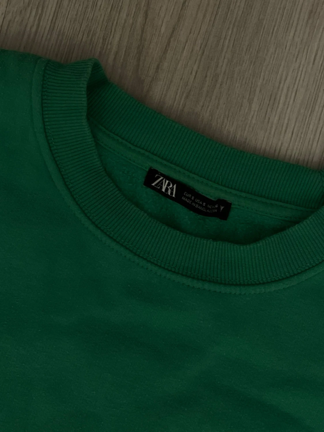 Grön sweatshirt från Zara - 1